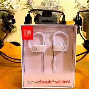 Powerbeats 3 wireless Brand New Unopened